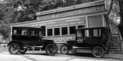 Diner and cars, 1921