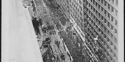 Ticker tape parade New York 1920s