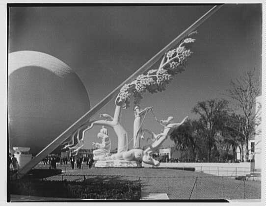 NY_World's_Fair_sundial