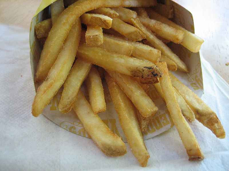 Natural_cut_fries_with_sea_salt